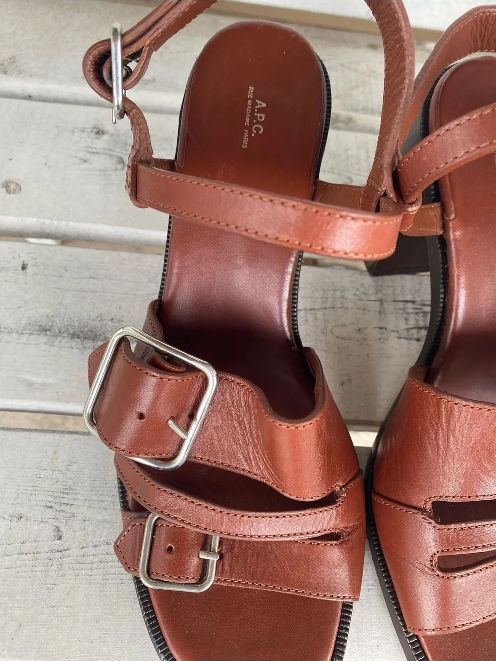 A.P.C. Tess Leather Buckle Block Heel Strappy Sandals Hazelnut Quiet Luxury 39/9